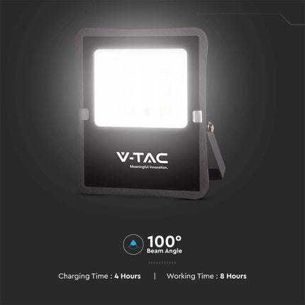 Proyector LED solar de 2400 lm, mando a distancia, temperatura de color de 6400 K