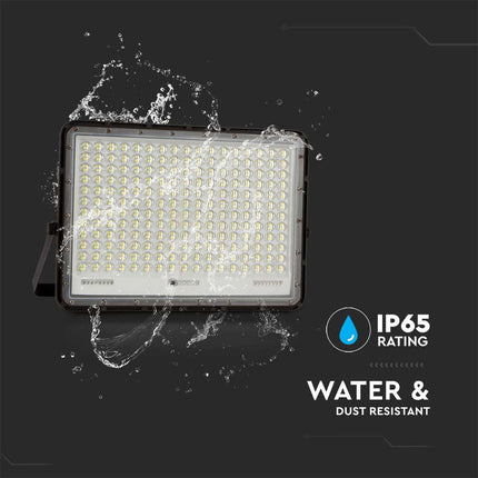 Proyector LED solar de 2600 lm, mando a distancia, temperatura de color de 6400 K