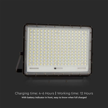 Proyector LED solar de 2600 lm, mando a distancia, temperatura de color de 6400 K