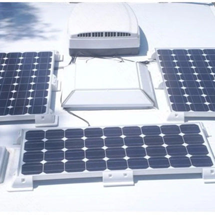 Sistema de montaje en panel para caravanas, embarcaciones y SolarTech